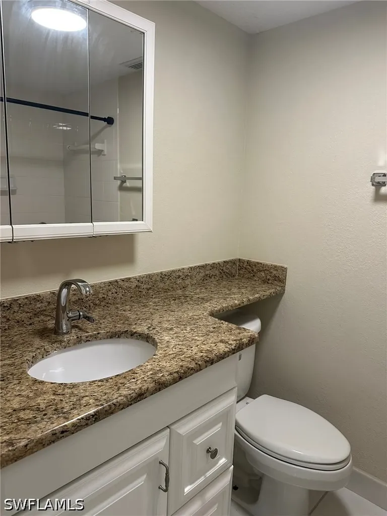4621 Bayshore Drive Naples FL 34112