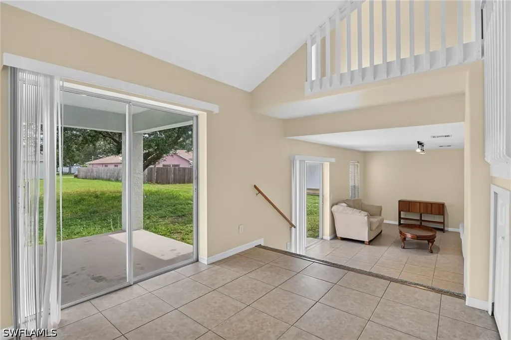 523 SE 25th Lane Cape Coral FL 33904