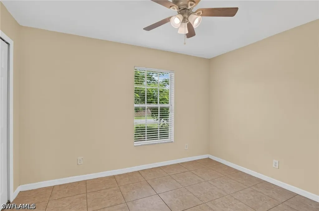 523 SE 25th Lane Cape Coral FL 33904