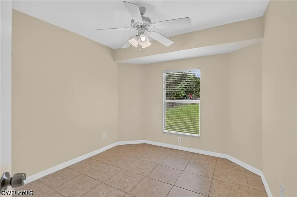 523 SE 25th Lane Cape Coral FL 33904