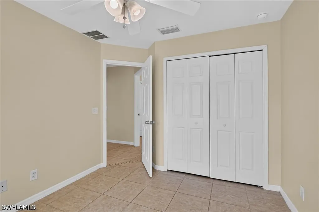 523 SE 25th Lane Cape Coral FL 33904