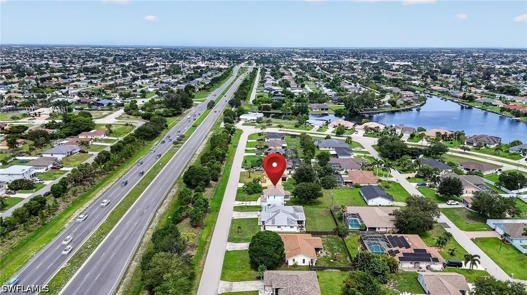 523 SE 25th Lane Cape Coral FL 33904