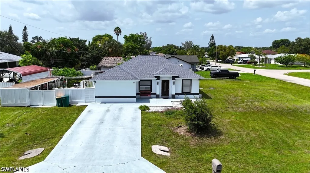 Naples FL, 5225 23RD Avenue SW