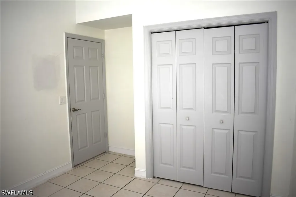 5225 23rd Avenue SW Naples FL 34116