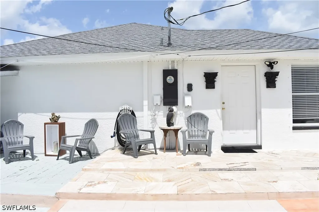 5225 23rd Avenue SW Naples FL 34116