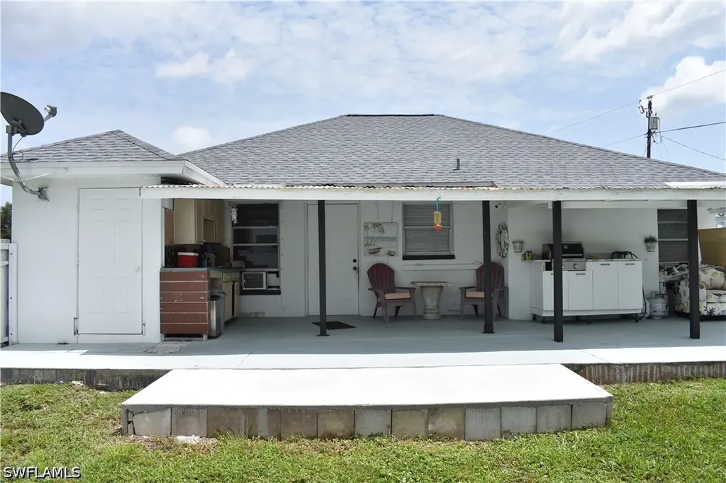 5225 23rd Avenue SW Naples FL 34116