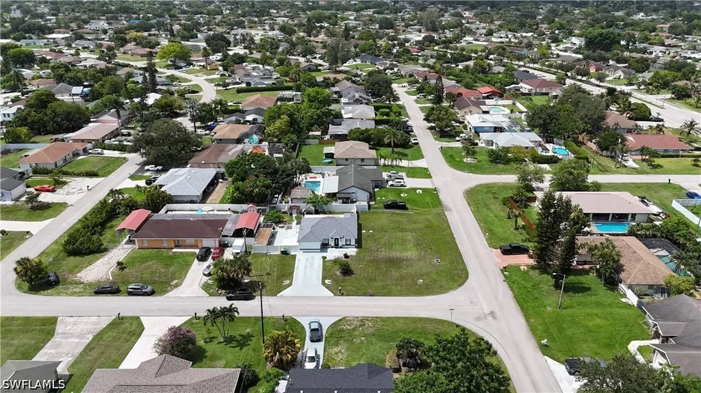 5225 23rd Avenue SW Naples FL 34116