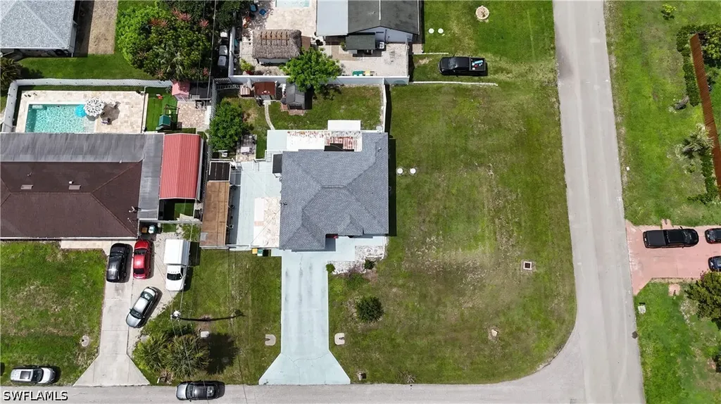 5225 23rd Avenue SW Naples FL 34116