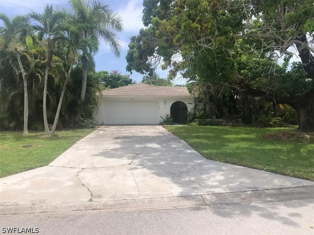 224 Pine Valley Circle Naples FL 34113