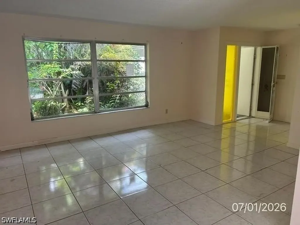 224 Pine Valley Circle Naples FL 34113