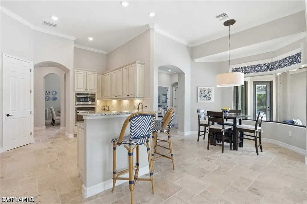 9915 Corso Bello Drive Naples FL 34113