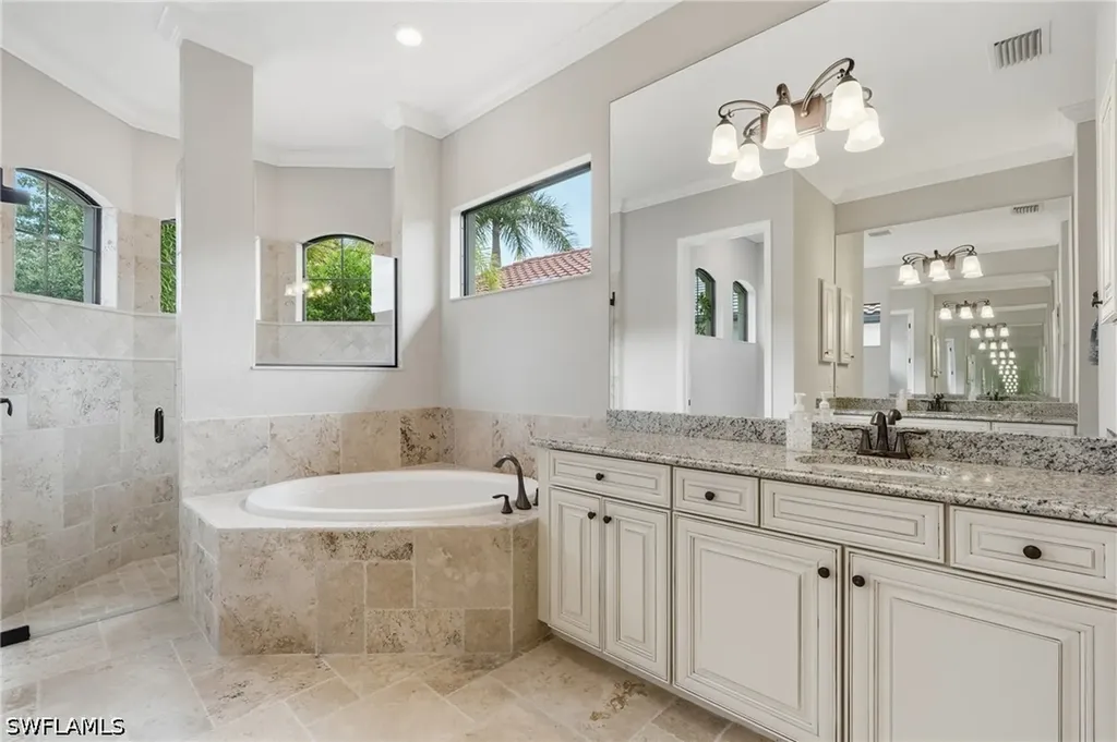 9915 Corso Bello Drive Naples FL 34113