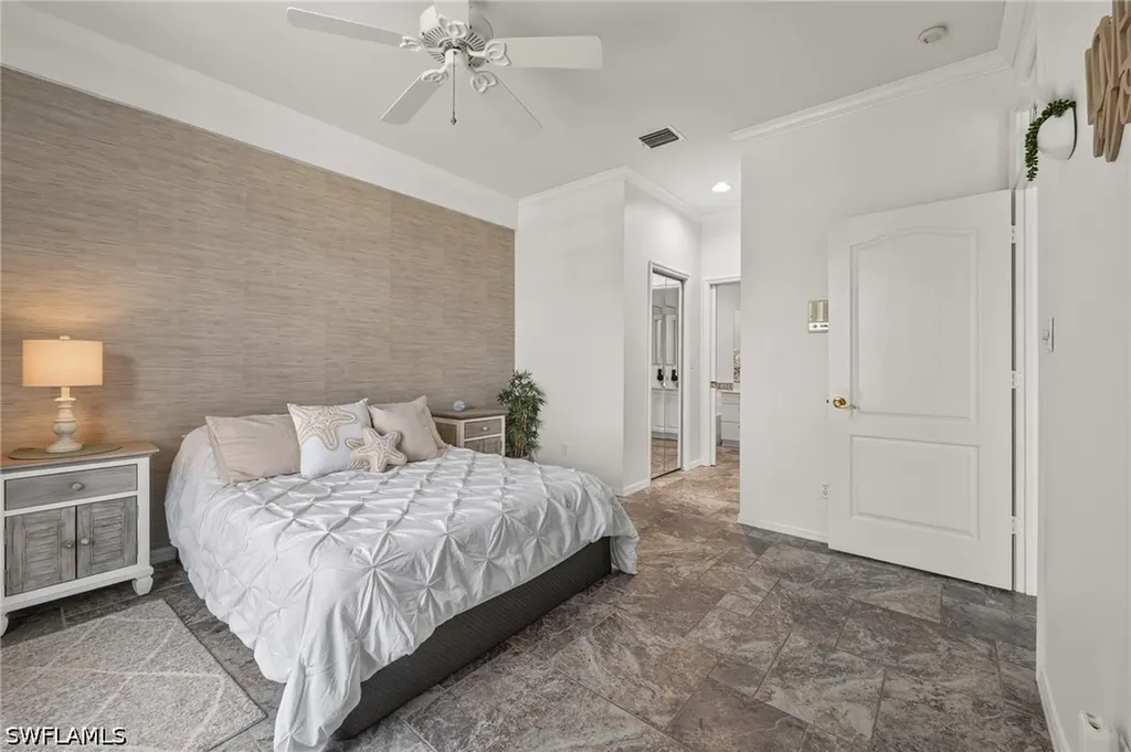 326 Stella Maris Drive S Naples FL 34114