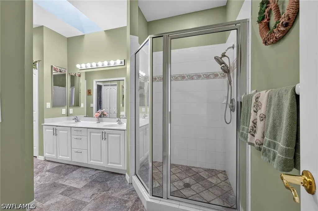 326 Stella Maris Drive S Naples FL 34114