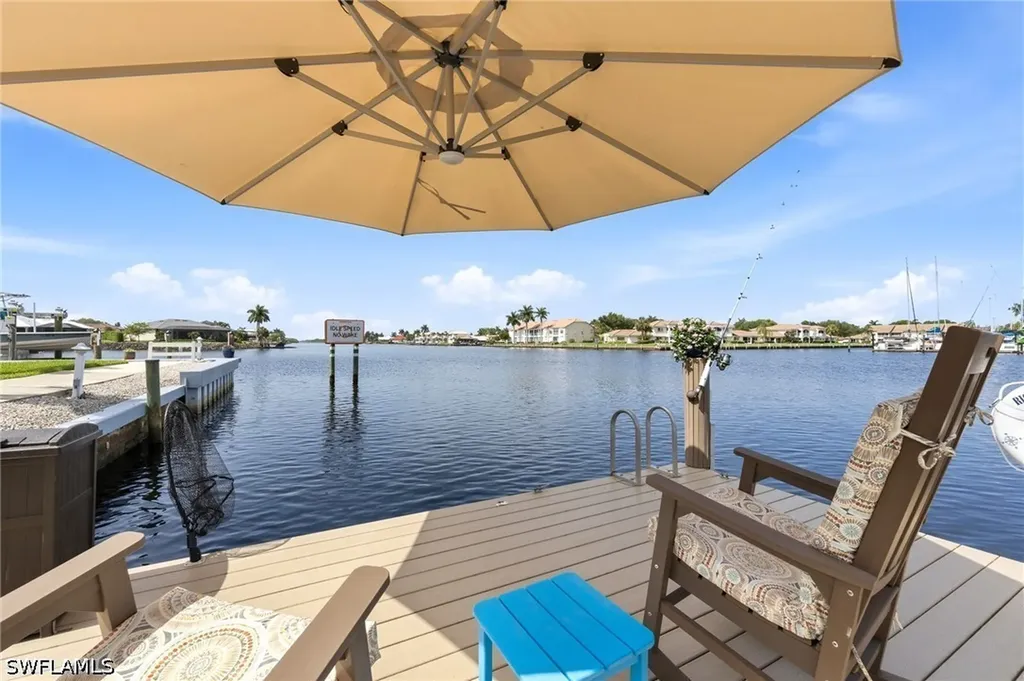 326 Stella Maris Drive S Naples FL 34114