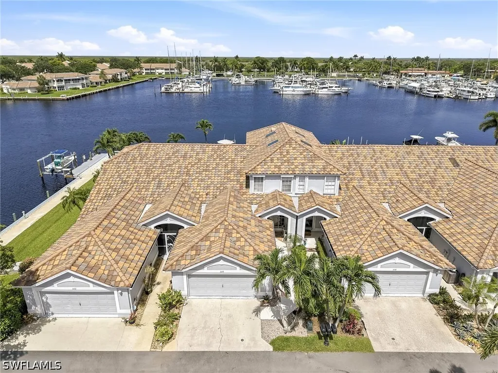 326 Stella Maris Drive S Naples FL 34114