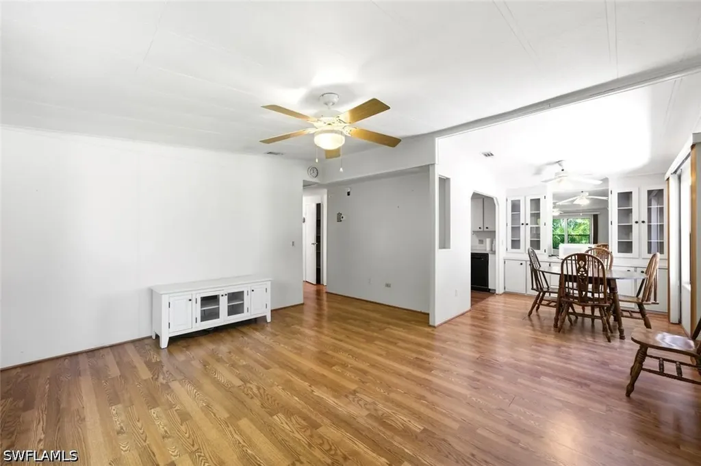 621 Charlemagne Boulevard Naples FL 34112
