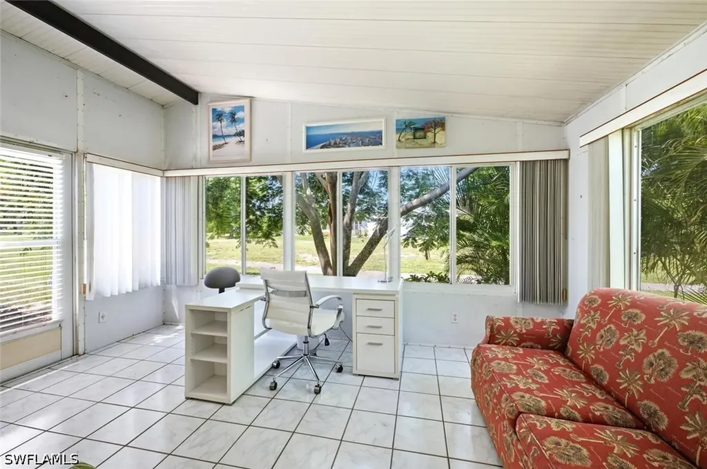 621 Charlemagne Boulevard Naples FL 34112