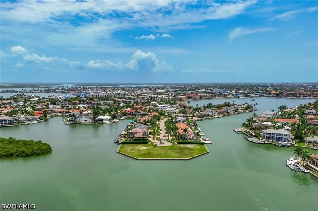 620 Rockport Court Marco Island FL 34145