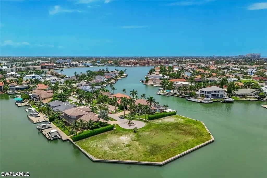 620 Rockport Court Marco Island FL 34145