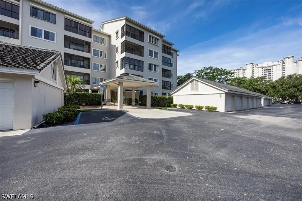 900 Arbor Lake Drive Naples FL 34110