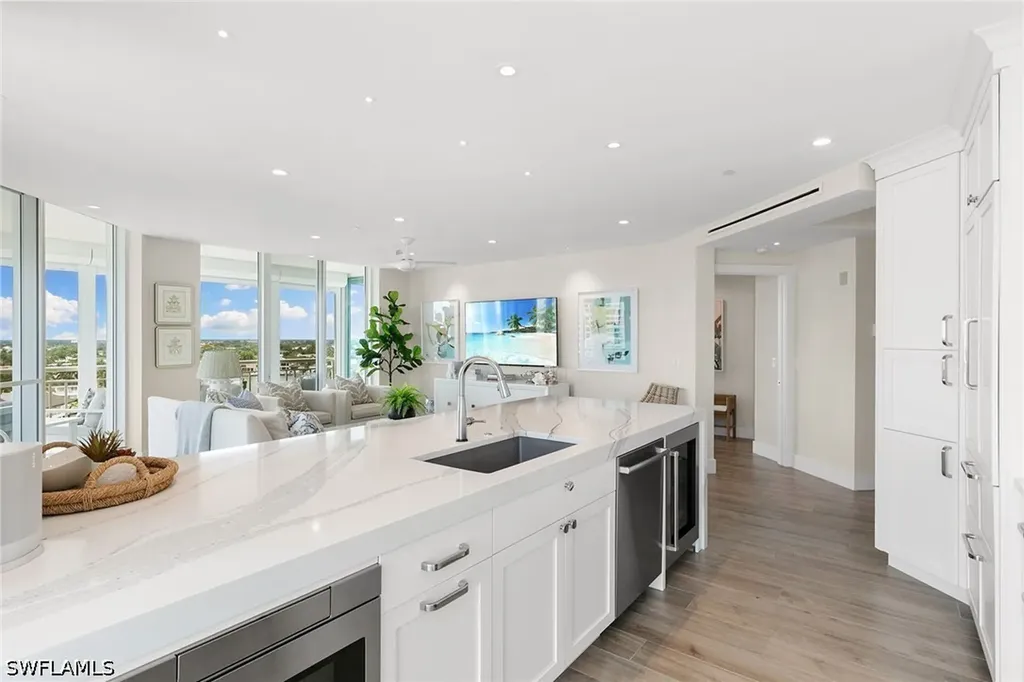 4255 Gulf Shore Boulevard N Naples FL 34103