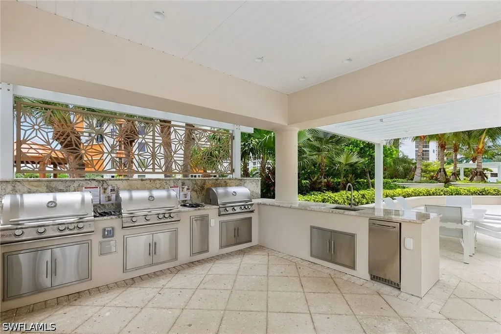 4255 Gulf Shore Boulevard N Naples FL 34103