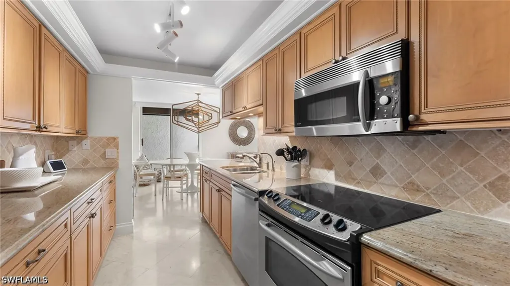 4005 Gulf Shore Boulevard N Naples FL 34103