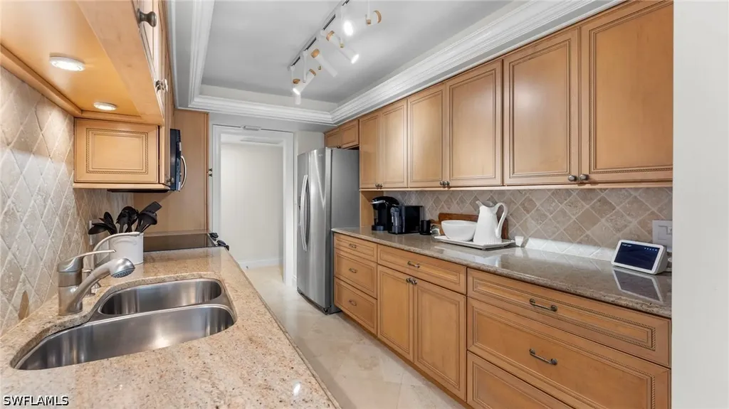 4005 Gulf Shore Boulevard N Naples FL 34103