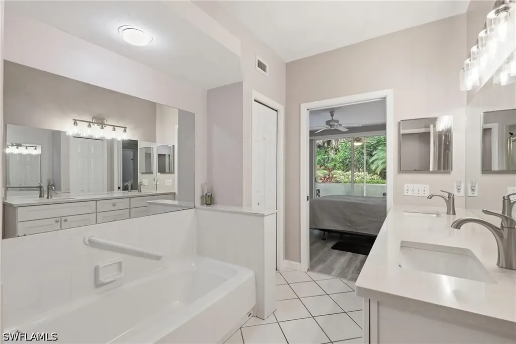 2245 Hidden Lake Drive Naples FL 34112