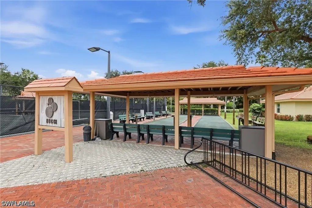 2245 Hidden Lake Drive Naples FL 34112