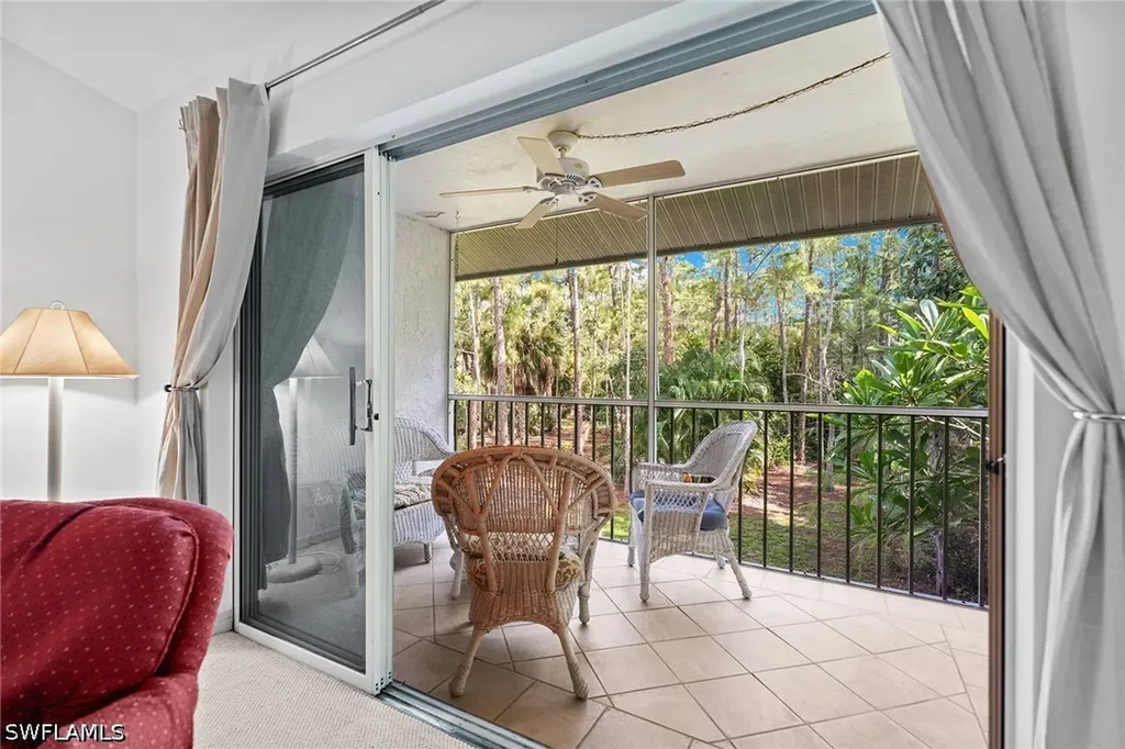 3581 County Barn Road Naples FL 34112