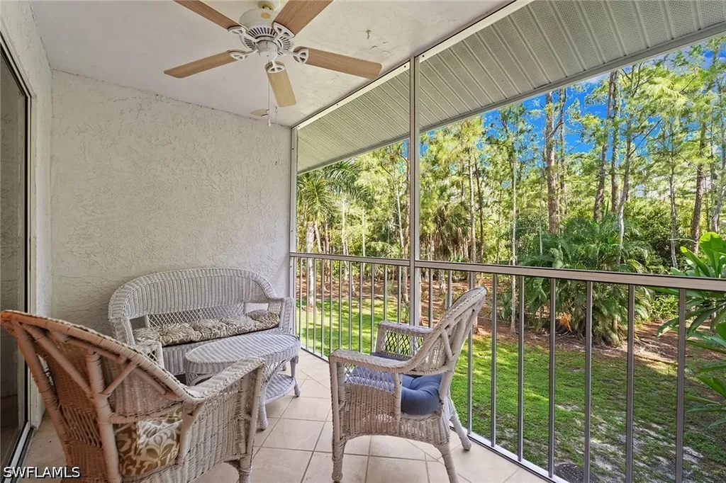 3581 County Barn Road Naples FL 34112