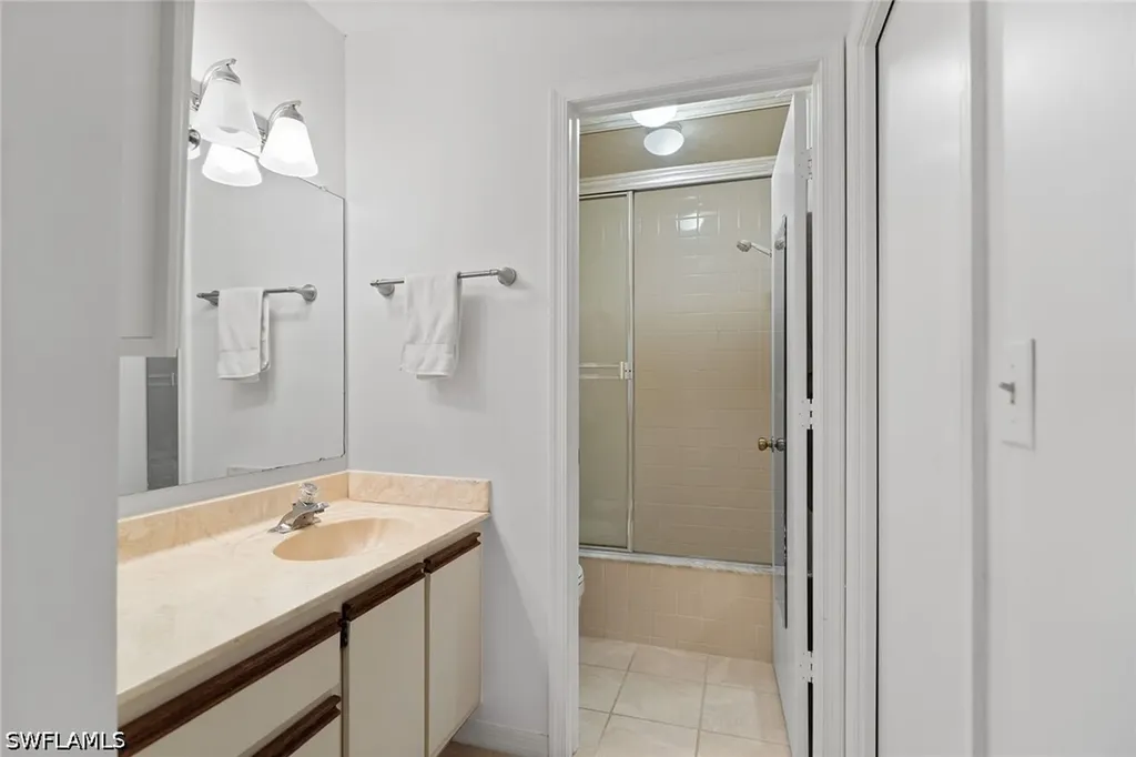 3581 County Barn Road Naples FL 34112