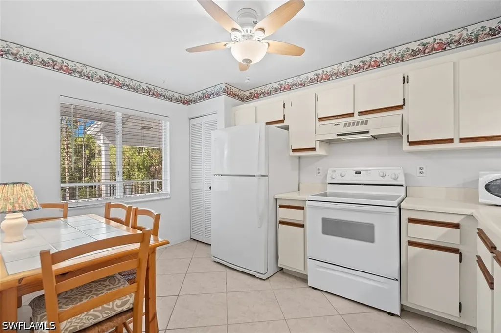 3581 County Barn Road Naples FL 34112