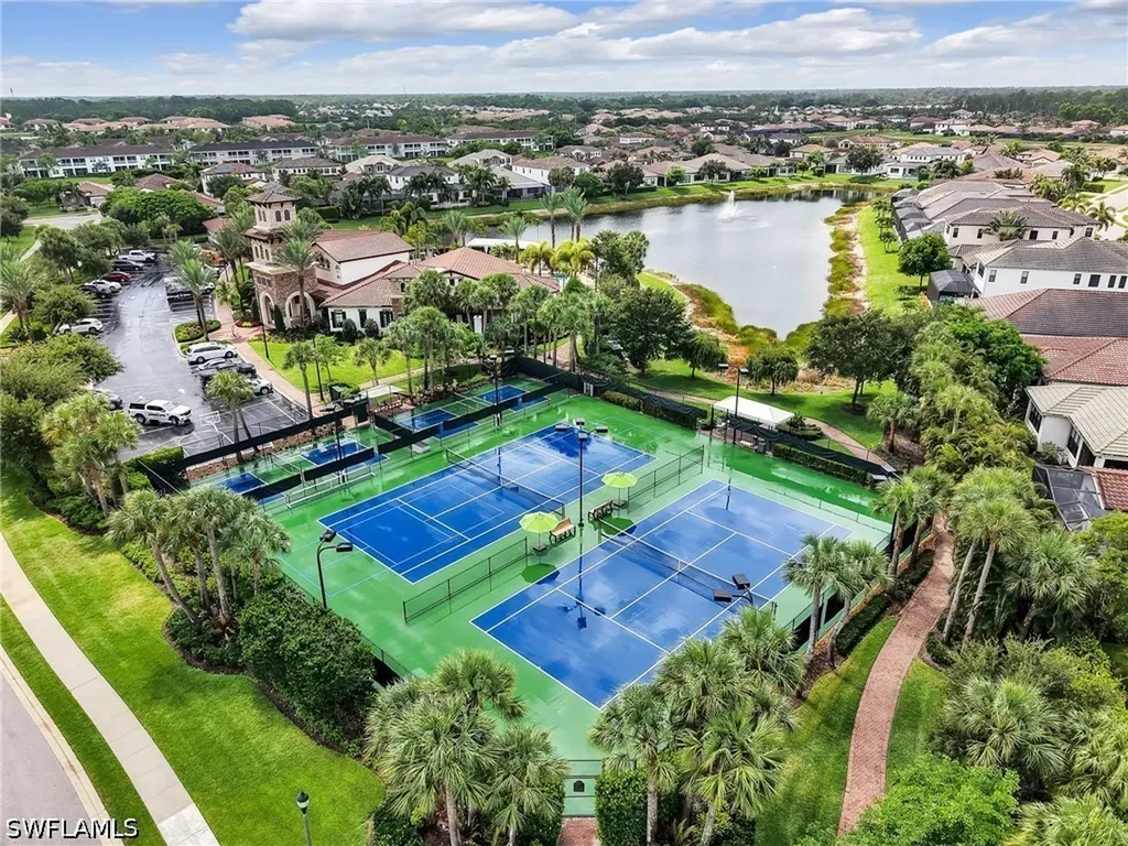 9157 Glenforest Drive Naples FL 34120