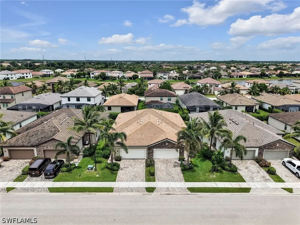 9157 Glenforest Drive Naples FL 34120