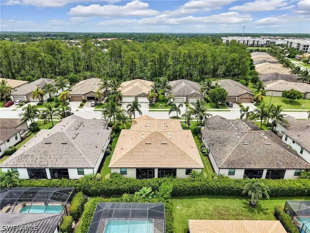 9157 Glenforest Drive Naples FL 34120