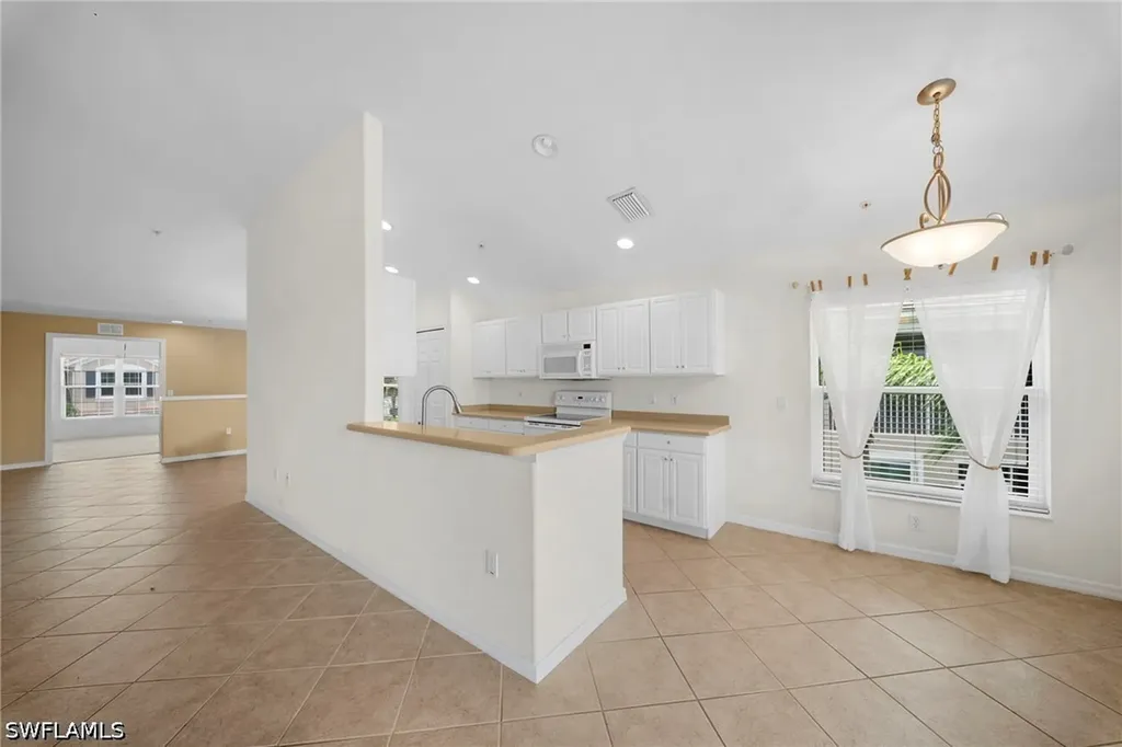 2612 Somerville Loop Cape Coral FL 33991
