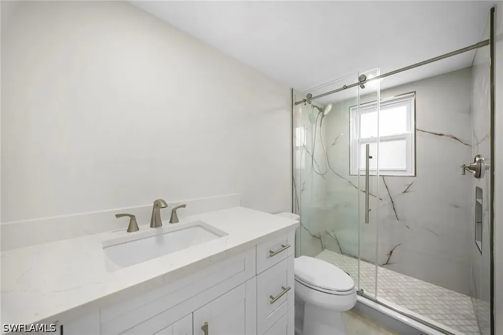 1155 Sandpiper Street Naples FL 34102