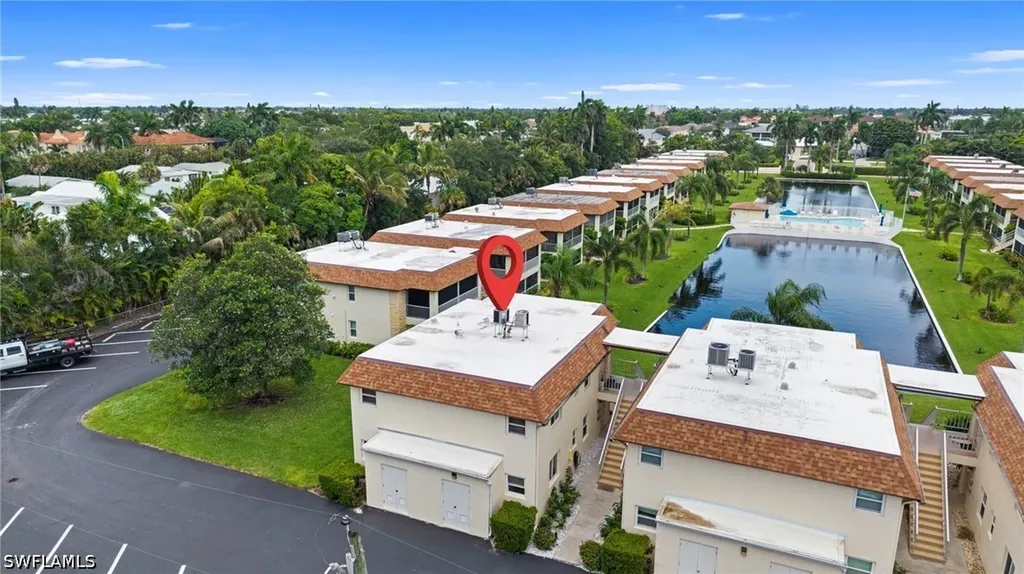 1155 Sandpiper Street Naples FL 34102