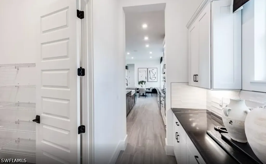 958 French Oak Street Naples FL 34120