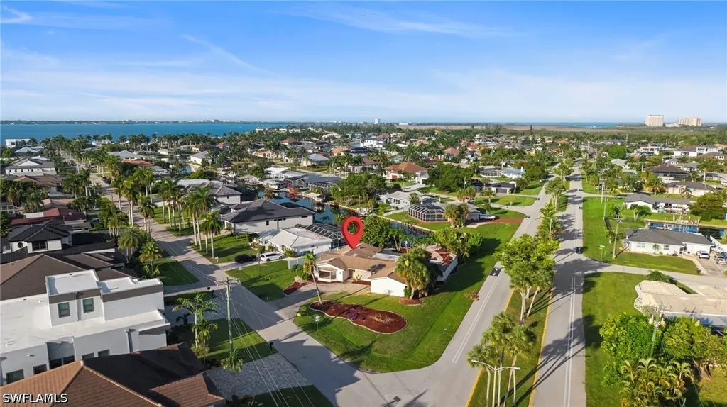 5304 Bayshore Avenue Cape Coral FL 33904
