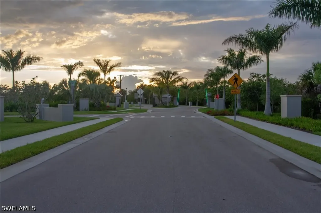262 Indies Drive Naples FL 34114