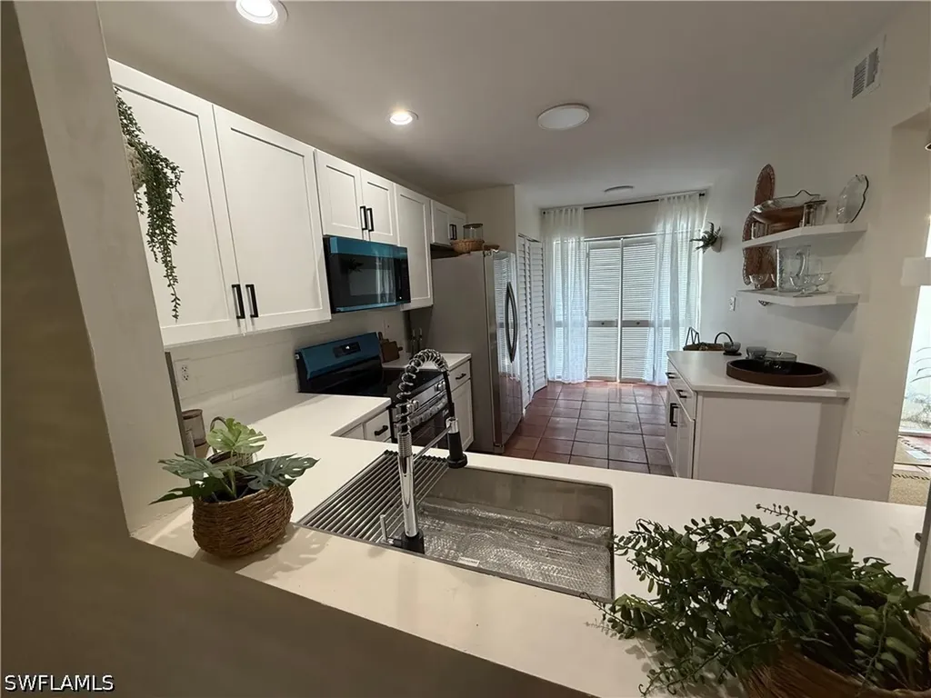 1826 Kings Lake Boulevard Naples FL 34112