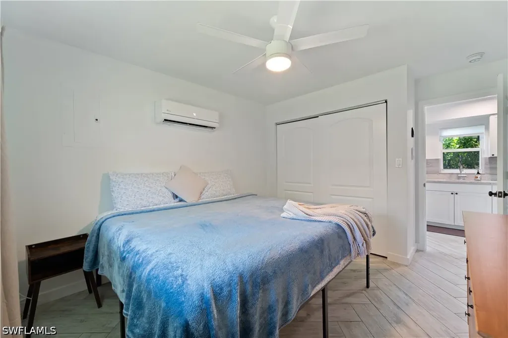 3365 Estey Avenue Naples FL 34104