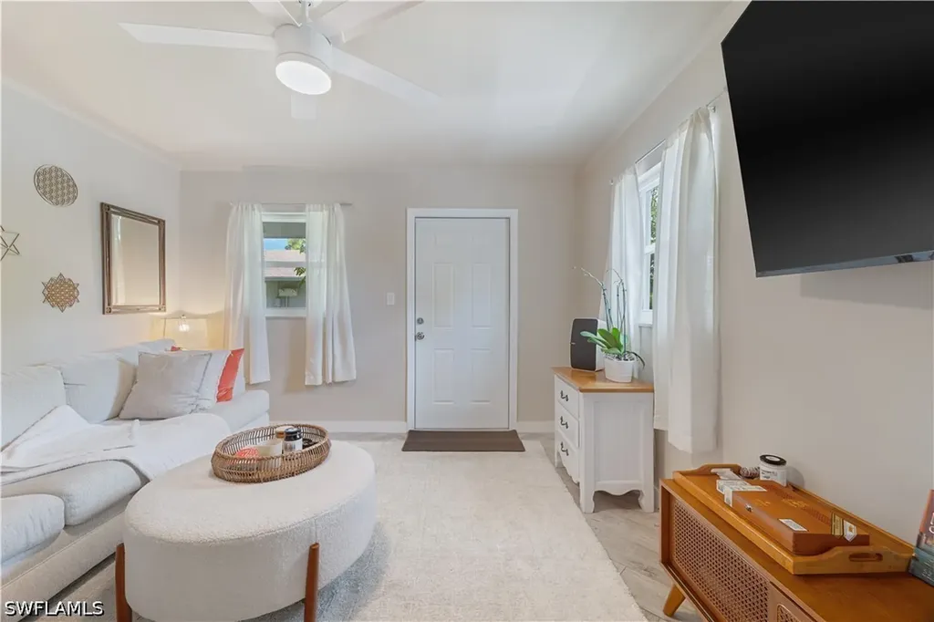 3365 Estey Avenue Naples FL 34104