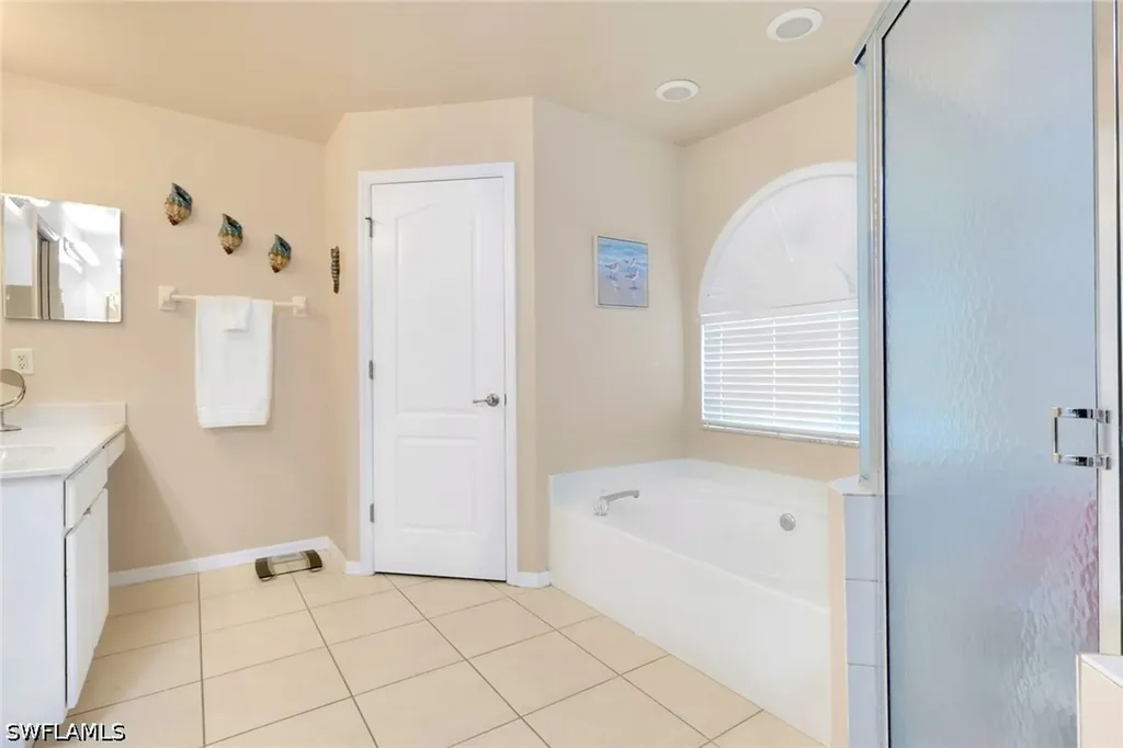 3302 SW 2nd Lane Cape Coral FL 33991