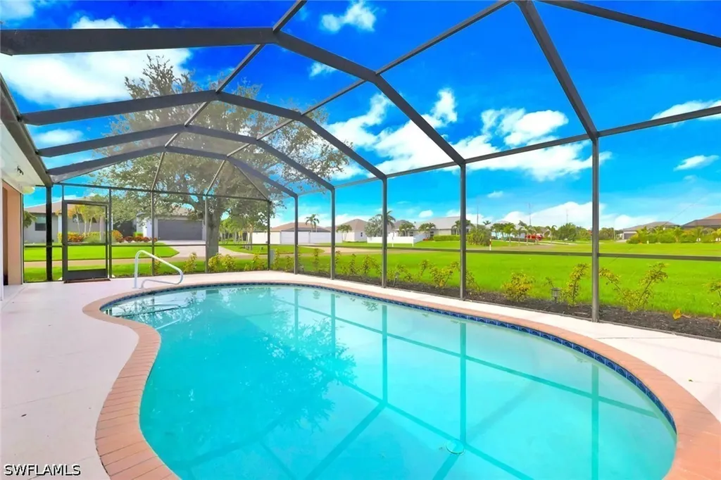 3302 SW 2nd Lane Cape Coral FL 33991