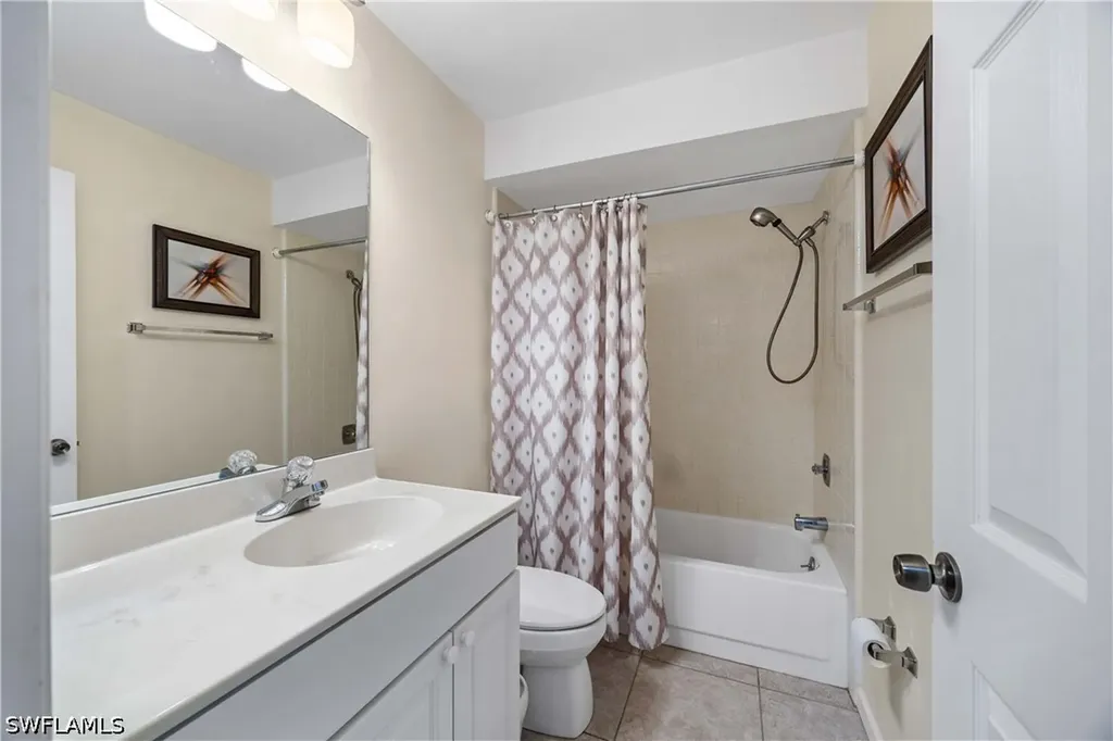 3195 Boca Ciega Drive Naples FL 34112